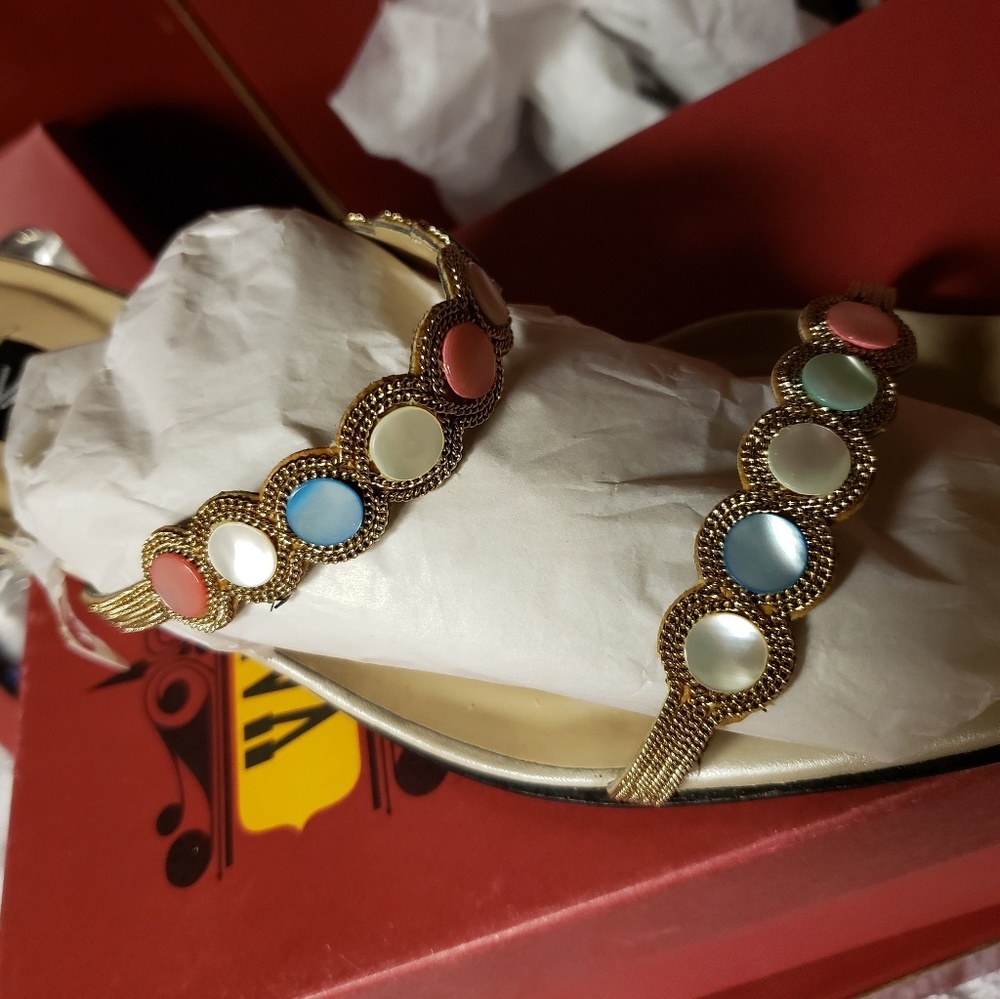 Vaneli Sandals